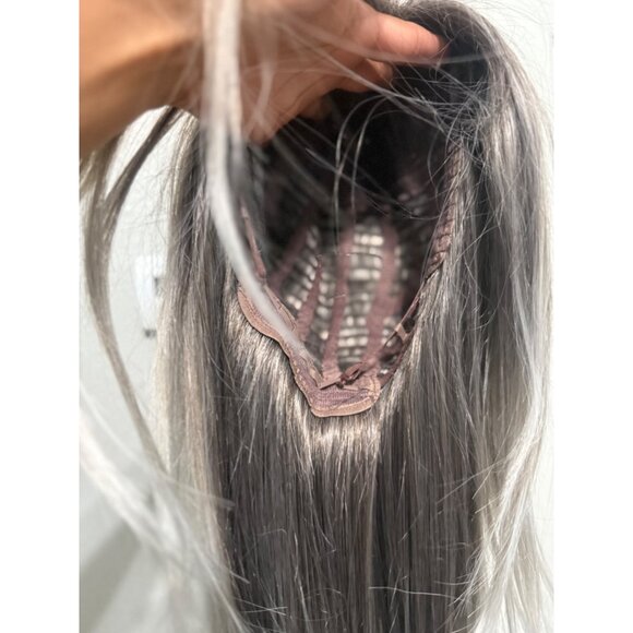 NEW 28 inch Long Ombre ash blonde glueless wig - Picture 5 of 6